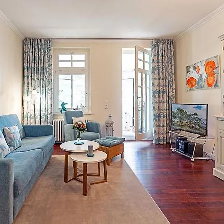 Strandvilla Aegir Mit Ostseeblick Apartment *
