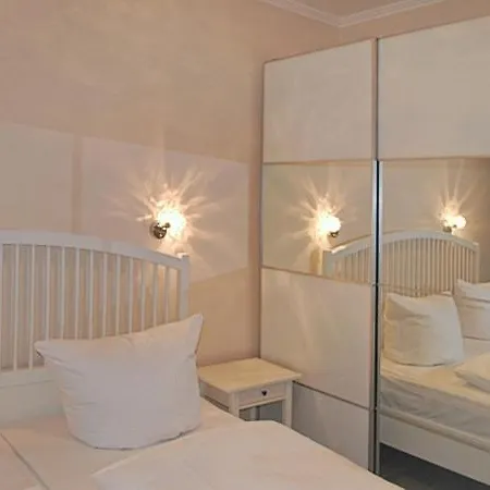 Apartment Strandvilla Aegir Mit Ostseeblick Binz