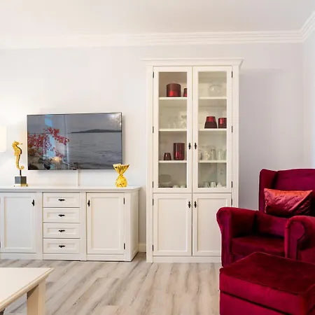 Apartment Strandvilla Aegir Mit Ostseeblick Binz