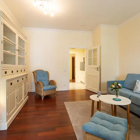 Strandvilla Aegir Mit Ostseeblick *