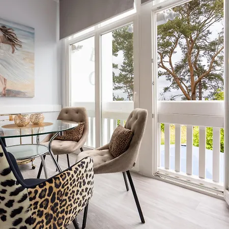 Strandvilla Aegir Mit Ostseeblick Und Strandkorb Am Appartamento Binz