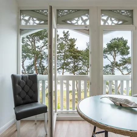 Strandvilla Aegir Mit Ostseeblick アパート ビンツ