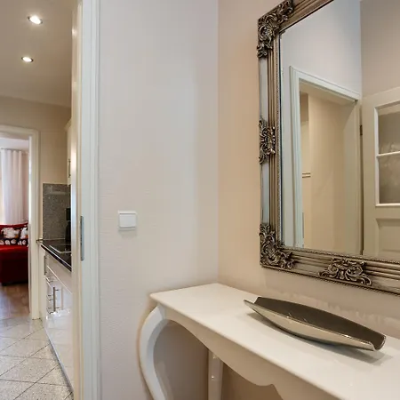 Apartamento Strandvilla Aegir Mit Ostseeblick Binz