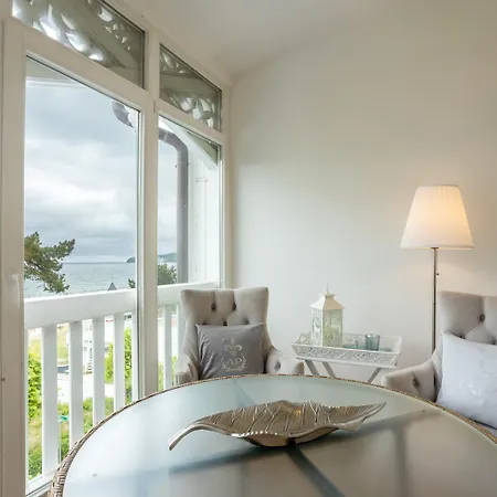 Strandvilla Aegir Mit Ostseeblick アパート